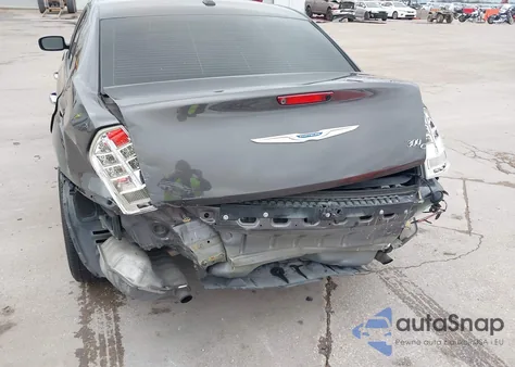 2014 Chrysler 300C from USA, damaged, VIN 2C3CCAEG4EH372884